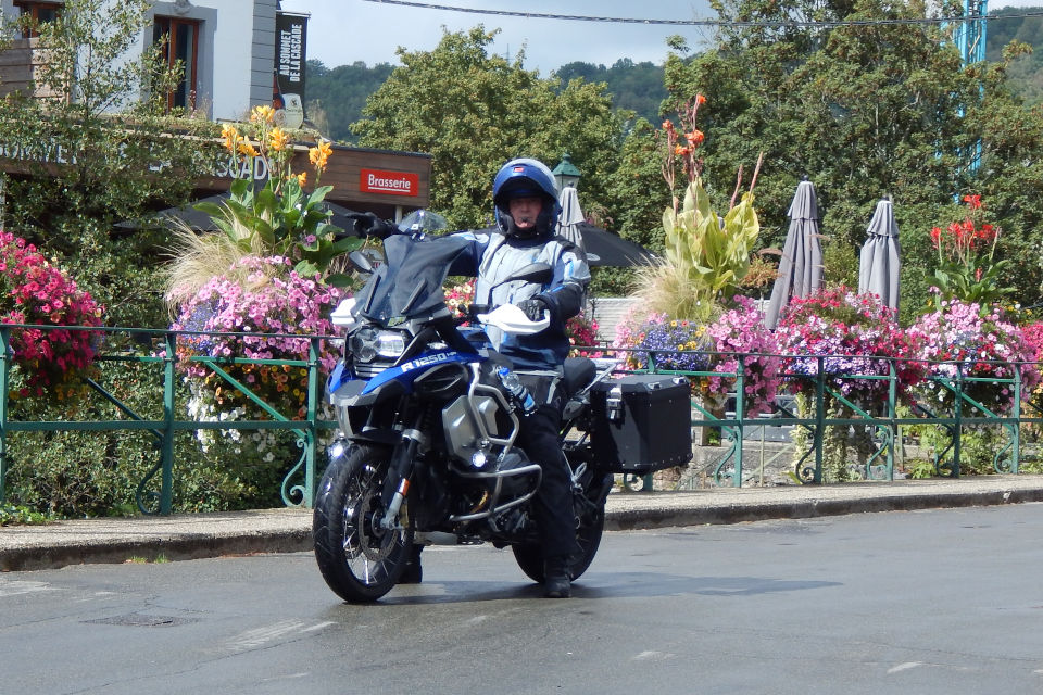 Motorrijbewijspoint Noord-Holland examengarantie AVB en AVD